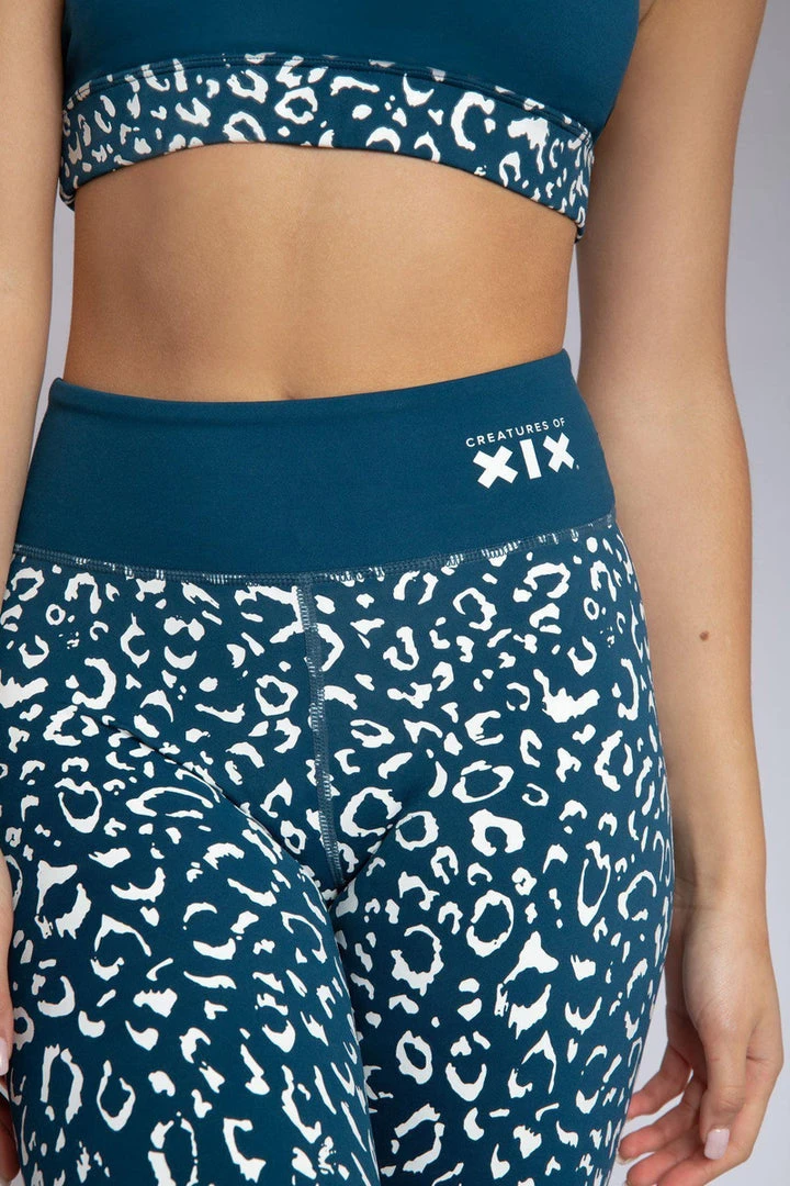 All Pole Wear Creatures Of XIX Gecko Grip Leggings - Twilight Leopard