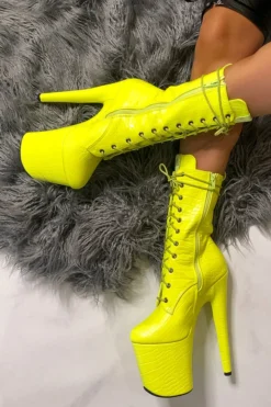 Most Loved Hella Heels OH SNAP Boots - 8inch