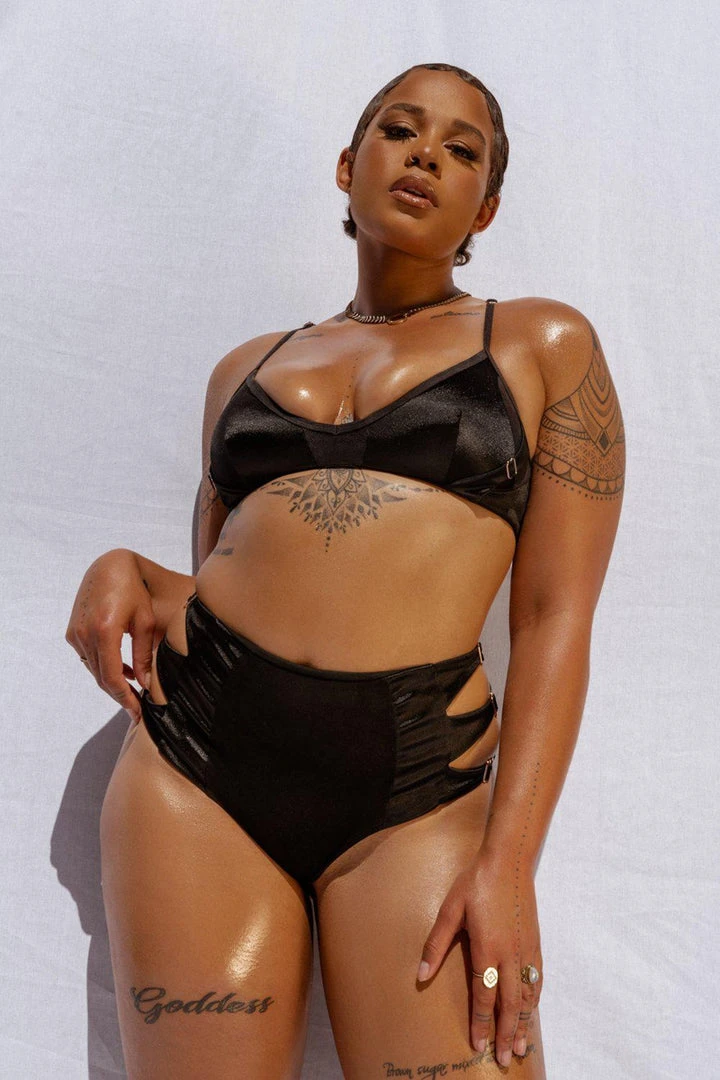 Creatures Of XIX Aphrodite Bralette - Black