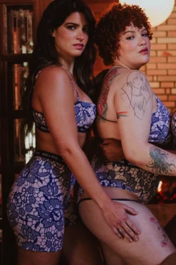 Rolling Alpha Biker Shorts - Viola