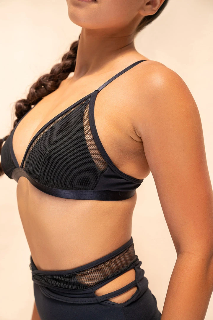 Lunalae Daisy Top - Recycled Black Plus Size Pole Wear