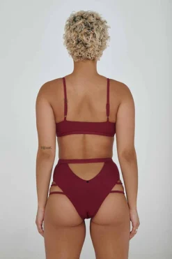 Creatures Of XIX The Hills Raree Top - Ribbed Plum All Pole Wear