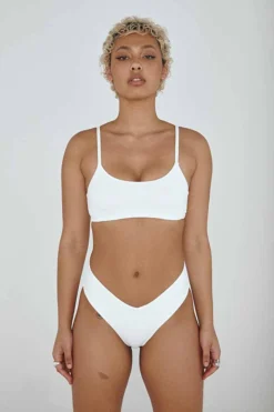 Creatures Of XIX The Hills Top - Ribbed White All Pole Wear