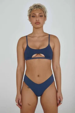 Creatures Of XIX The Hills Raree Top - Ribbed Navy All Pole Wear