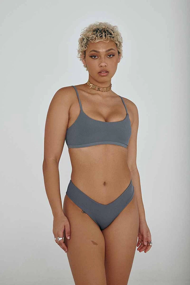 All Pole Wear Creatures Of XIX The Hills Bottoms - Ribbed Dark Grey