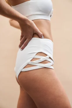 New In Lunalae High Waist Cross Section Shorts - White