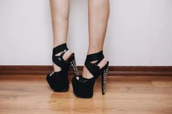 Back In Stock Rolling Ankle Cuff - Black