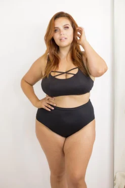 Lunalae Jaded Top - Black All Pole Wear