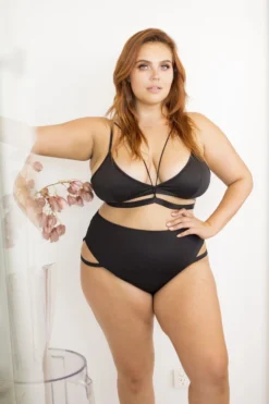 Most Loved Lunalae Bella Top - Black