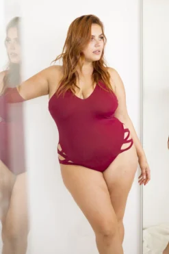 All Pole Wear Lunalae Yoncé Bodysuit - Wine