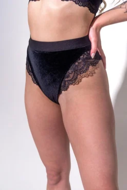 All Pole Wear Sorte Velvet Adore Shorts - Black
