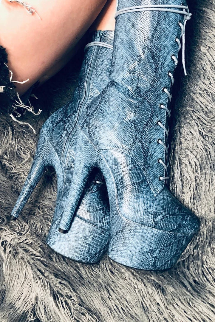 Hella Heels Anaconda Boots - 7inch