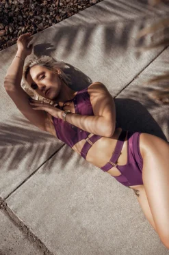 Hamade Activewear Mesh Side Bottoms - Violet