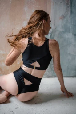 All Pole Wear Sway Bettie Top - Black Crow