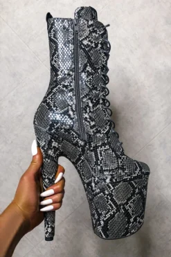 Shoes Hella Heels Maneater Boots - 8inch