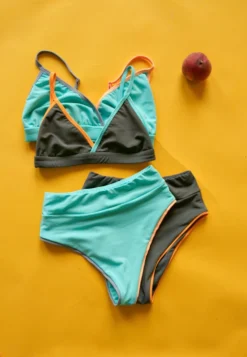 Exo Wear Triangle Top - Blue New In