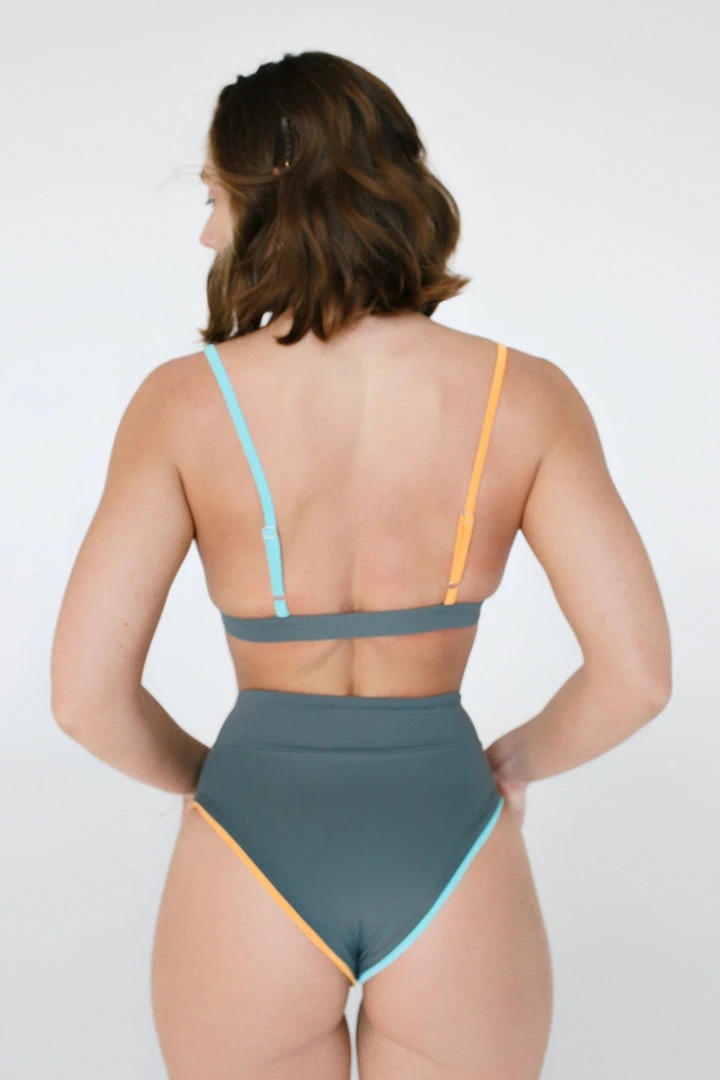 Exo Wear High Waist Shorts - Grey New In