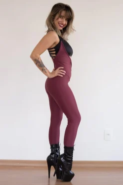 All Pole Wear Sorte Second Skin Sling Leggings - Berry
