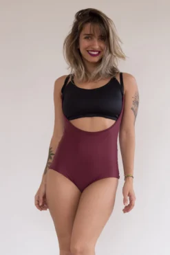 Sorte Impeccable Sling Shorts - Berry