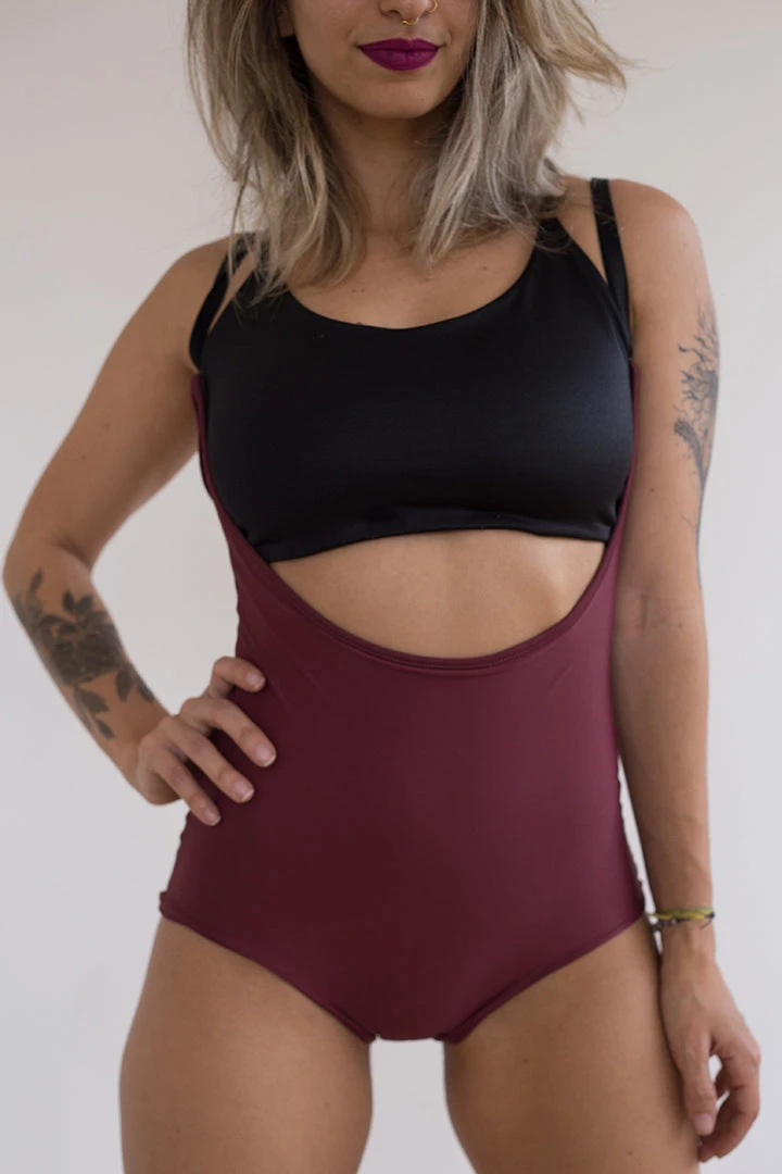 Sorte Impeccable Sling Shorts - Berry