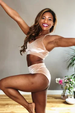 REV ACTIV Gap Top - Blush Velvet All Pole Wear