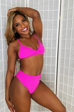 Exo Wear High Waist Shorts - Neon Pink