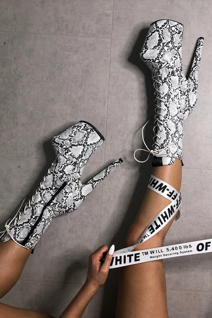 Hella Heels Mamba Boots - 8inch Shoes