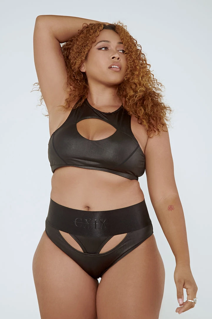 Creatures Of XIX I Slay Sports Bra - Black
