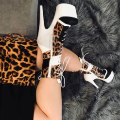 Hella Heels EmpireKicks 7inch Boots - White Shoes