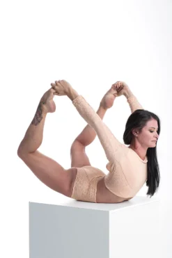 Paradise Chick Superhero Series Ultra Grip Crop Top - Beige Leopard