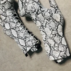 Hella Heels Mamba Boots - 7inch Shoes