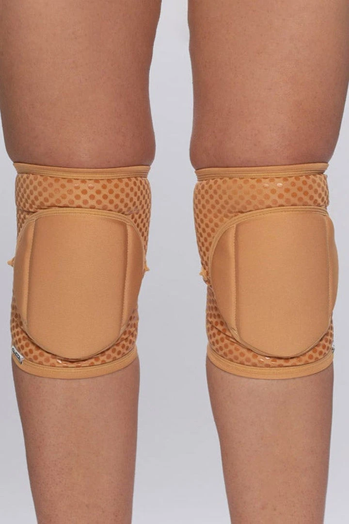 Queen Accessories Queen Grippy Kneepads - Caramel Plus Size Pole Wear