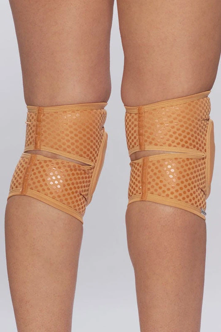 Queen Accessories Queen Grippy Kneepads - Caramel Plus Size Pole Wear