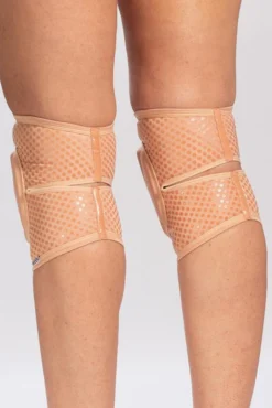 Queen Accessories Plus Size Pole Wear Queen Grippy Kneepads - Latte