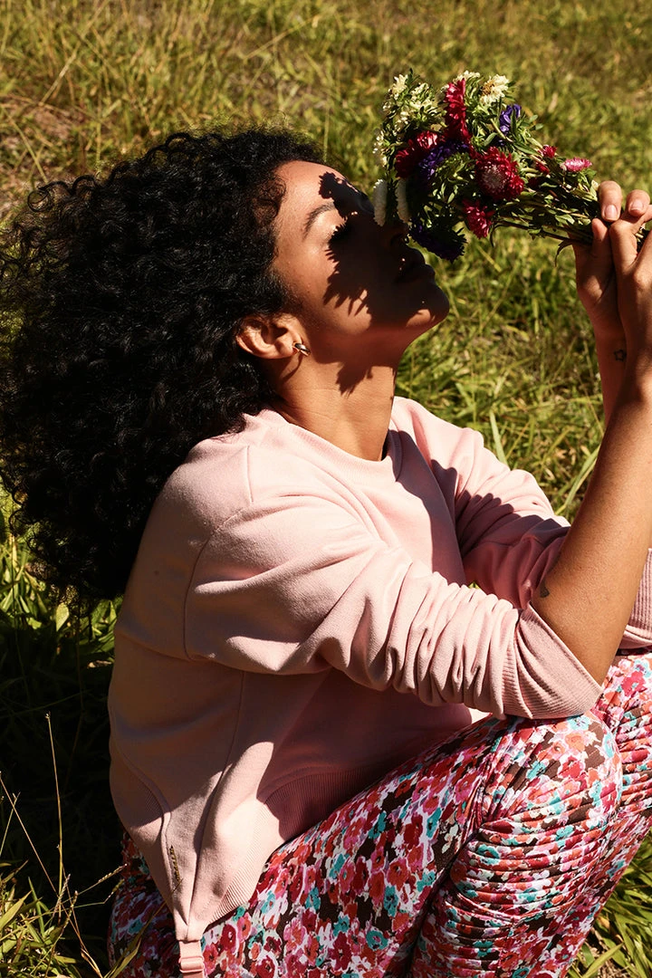 Rolling Garter Sweatshirt - Rosé
