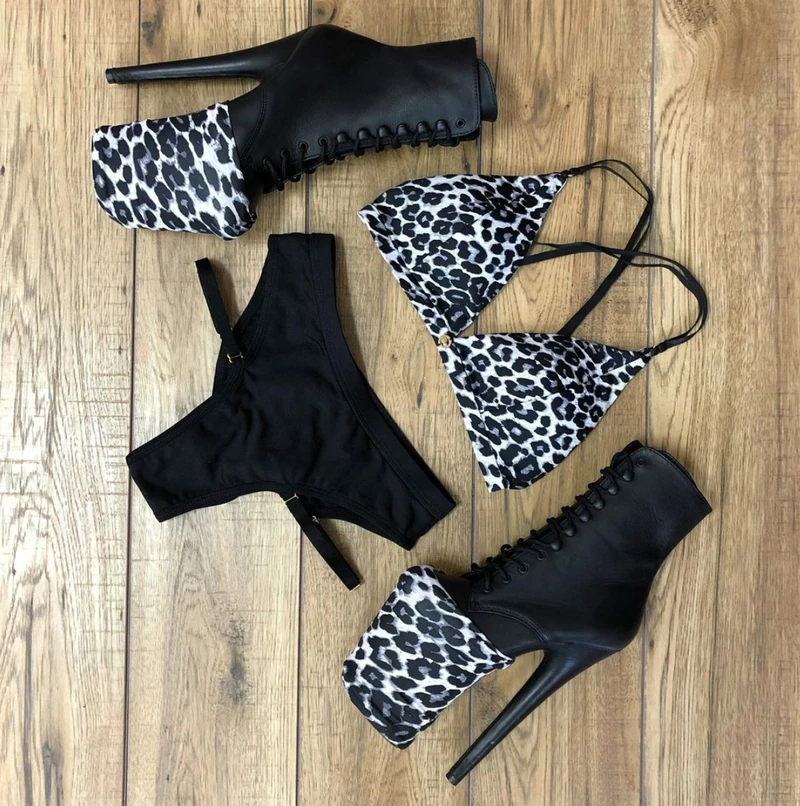 Lunalae Shoe Covers - Grey Leopard