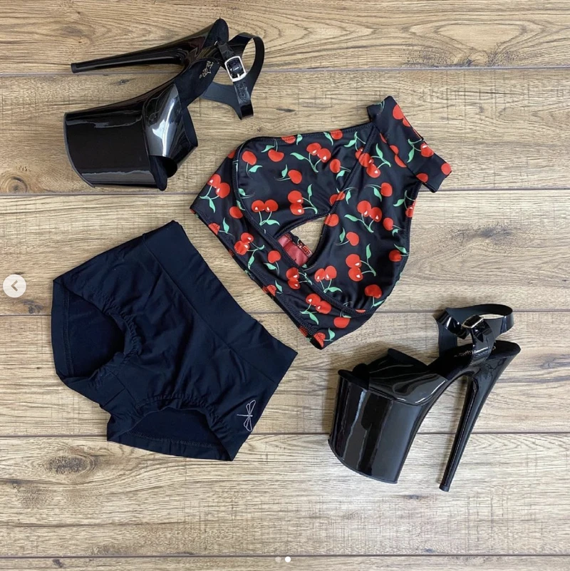 Shoes Pleaser USA Flamingo-809 8inch Pleasers - Patent Black