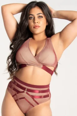 New In Tatiana Activewear Yuki Shorts - Burgundy Mesh