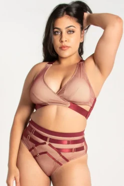 New In Tatiana Activewear Yuki Shorts - Burgundy Mesh