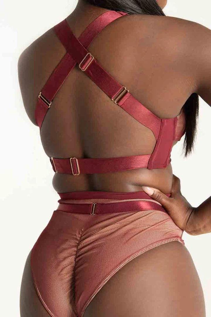 New In Tatiana Activewear Yuki Shorts - Burgundy Mesh