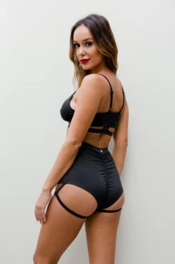 Most Loved Lunalae Bella Top - Black