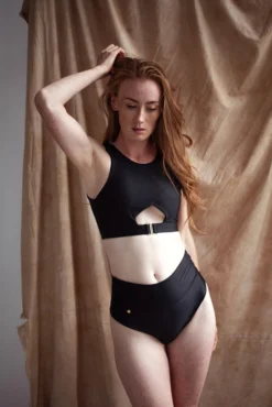 All Pole Wear Sway Bettie Top - Black Crow