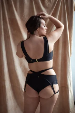 Sway Candice Top - Black Crow