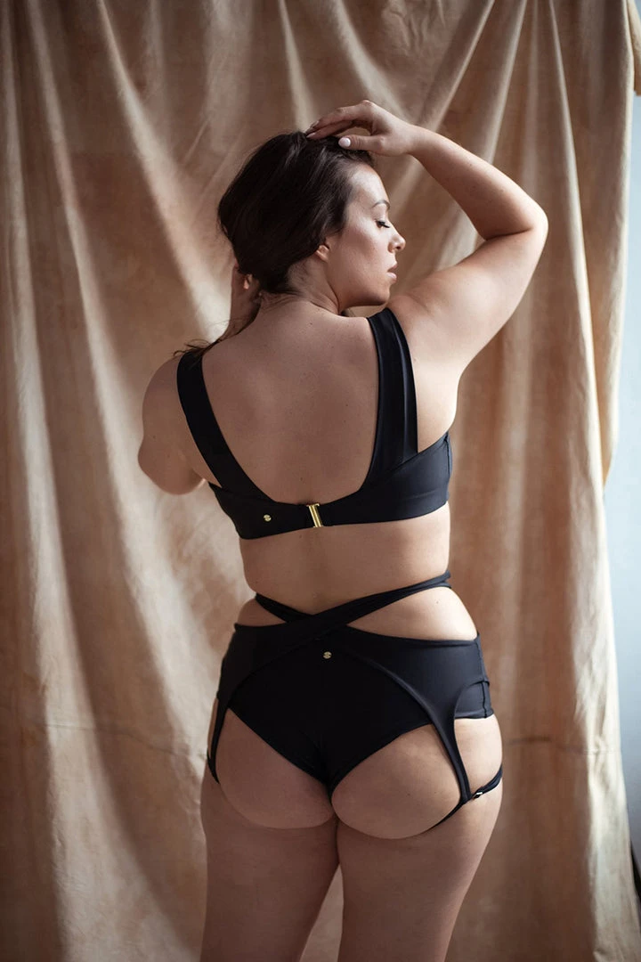 Sway Candice Top - Black Crow