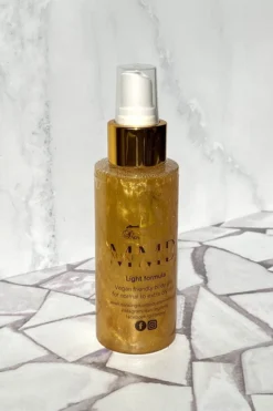 Dancing Dust Make Me Dewy Extreme - Gold (100ml) Accessories