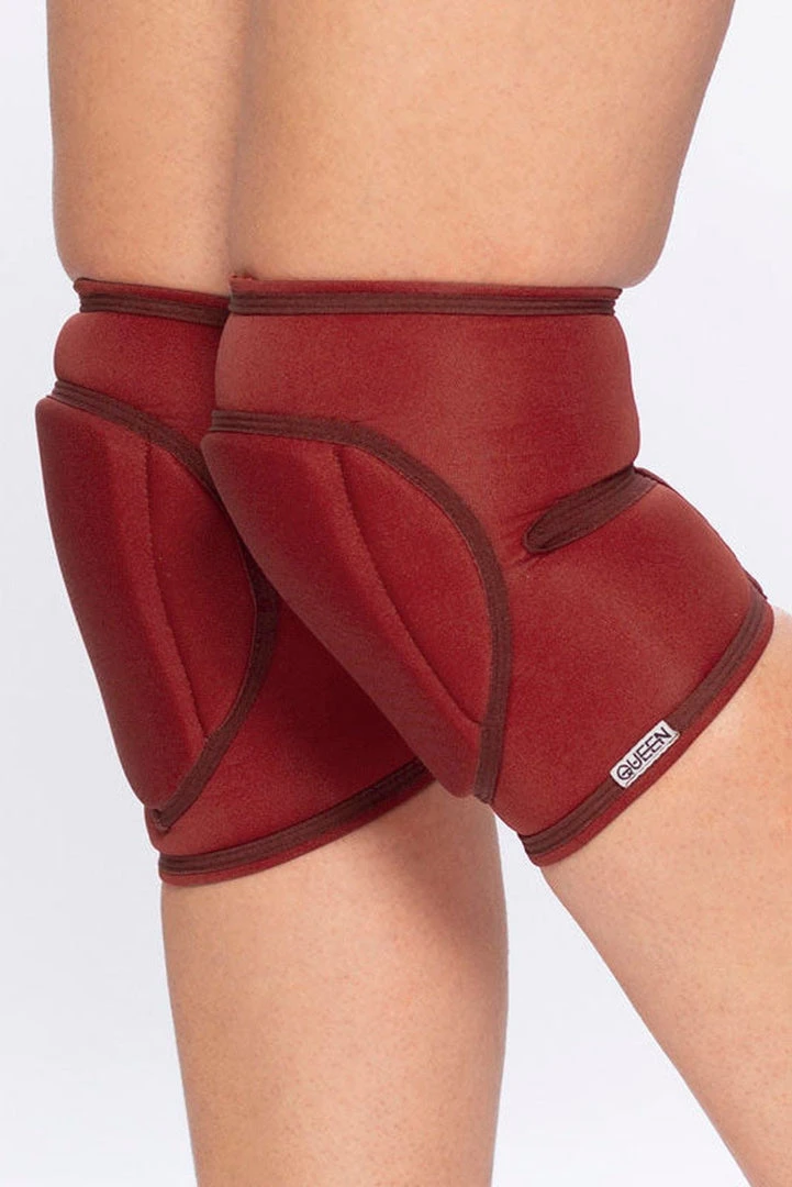 Queen Accessories Queen Kneepads - Cherry