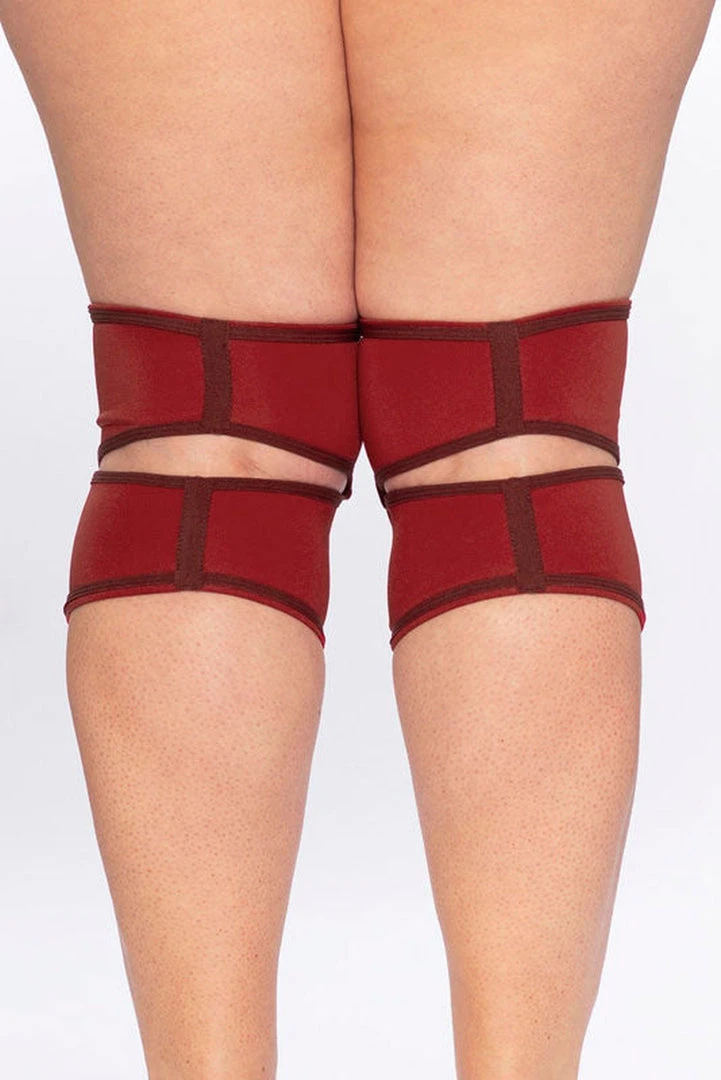 Queen Accessories Queen Kneepads - Cherry